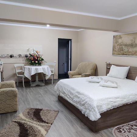 Corressy Studio Braşov Extérieur photo